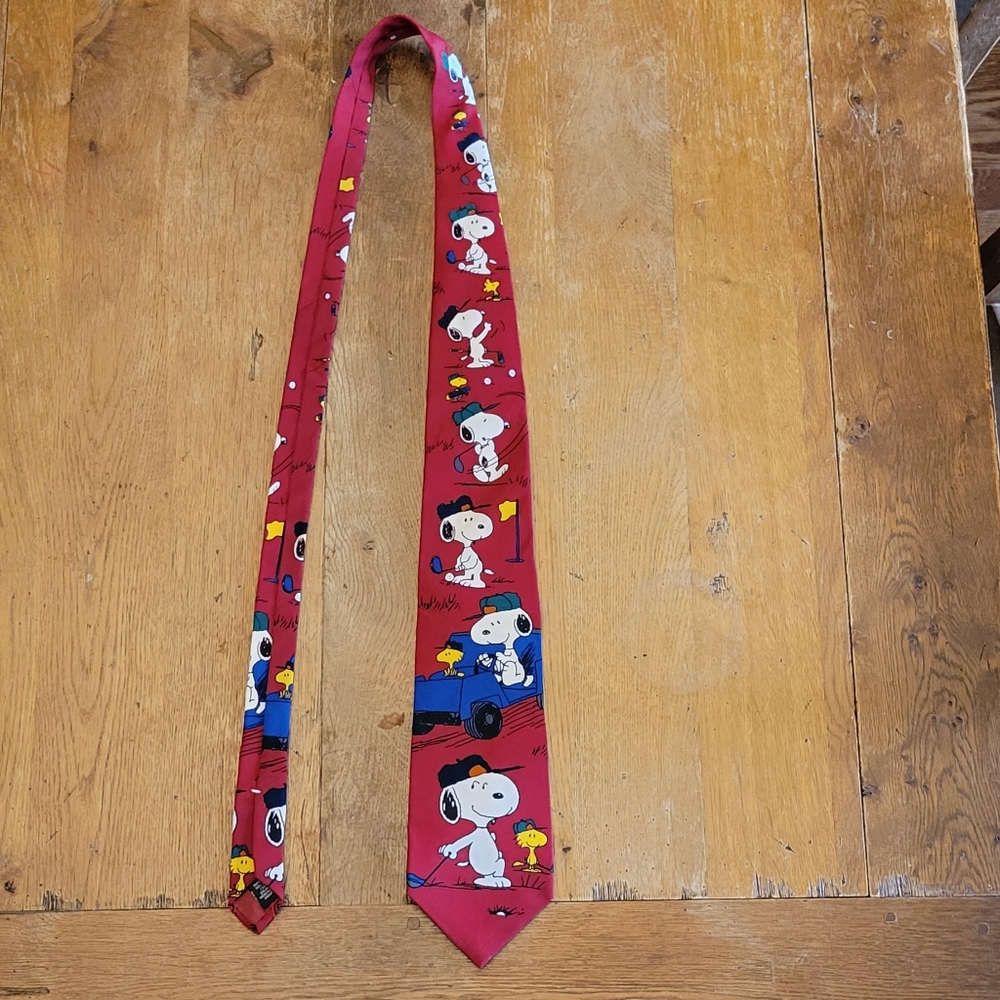 Vintage Snoopy Golf tie think it's from 1960s or